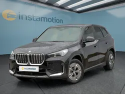 Schwarz Gebraucht 2023 BMW iX1 SUV | 37.749 € (Fairer Preis)