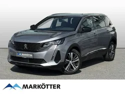 Grau Gebraucht 2023 Peugeot 5008 Allure Van / Kleinbus | 28.990 € (Guter Preis)