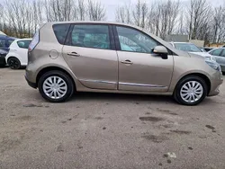 Stone Gebraucht 2012 Renault Scénic III Luxe Van / Kleinbus | 7.490 € (Fairer Preis)