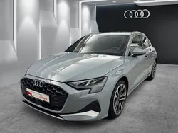 Pfeilgrau perleffekt Gebraucht 2024 Audi A3 Sportback Advanced Limousine | 38.590 € (Etwas zu teuer)