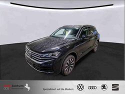 Grenadilla black metallic Gebraucht 2024 VW Touareg Elegance SUV | 58.888 € (Fairer Preis)