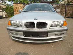Titansilber metallic Gebraucht 2001 BMW 320 Kombi | 1.550 € (Superpreis)