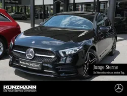 Nachtschwarz Gebraucht 2021 Mercedes A250 AMG Limousine | 26.620 € (Fairer Preis)