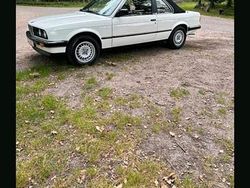 Weiß Gebraucht 1984 BMW 320 Cabriolet Cabrio | 6.950 €