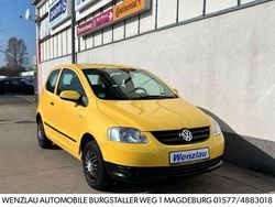 Gelb Gebraucht 2005 VW Fox Edition Kleinwagen | 1.500 € (Guter Preis)