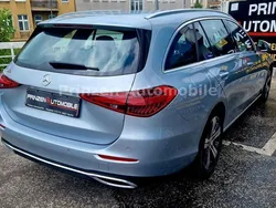 Silber Gebraucht 2022 Mercedes C300 Limousine | 29.900 €