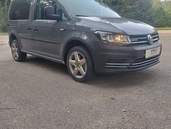 Grau Gebraucht 2019 VW Caddy Life Van / Kleinbus | 16.500 € (Etwas zu teuer)