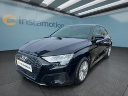 Schwarz Gebraucht 2023 Audi A3 e-tron Kleinwagen | 25.199 €