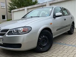 Silber Gebraucht 2002 Nissan Almera Comfort Limousine | 2.500 € (Fairer Preis)