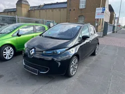 Schwarz Gebraucht 2015 Renault Zoe Kleinwagen | 4.900 € (Fairer Preis)