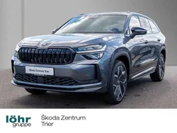 Graphitegrau metallic Neu 2025 Skoda Kodiaq SportLine SUV | 57.990 € (Teuer)