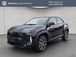 Schwarz Gebraucht 2023 Toyota Yaris Team | 24.490 € (Teuer)