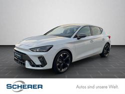 Glacial weiß metallic (metallic) Gebraucht 2025 Cupra Leon Limousine | 29.700 € (Guter Preis)