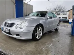 Silber Gebraucht 2007 Mercedes C200 Sport Edition Coupé | 4.111 € (Guter Preis)