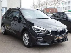 Schwarz Gebraucht 2018 BMW 218 Active Tourer Advantage Van / Kleinbus | 13.400 € (Fairer Preis)