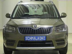 Grün Gebraucht 2016 Skoda Yeti Cool Edition SUV | 8.950 € (Superpreis)