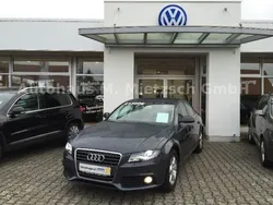 Grau metallic Gebraucht 2011 Audi A4 Ambiente Limousine | 21.300 €