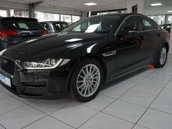 Schwarz Gebraucht 2016 Jaguar XE Prestige Limousine | 10.990 € (Fairer Preis)