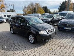 Schwarz Gebraucht 2004 VW Touran Van / Kleinbus | 1.550 € (Guter Preis)