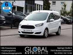 Weiß Gebraucht 2017 Ford Tourneo Courier Trend Van / Kleinbus | 10.980 € (Guter Preis)