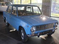 Blau Gebraucht 1980 Lada 2101 Limousine | 6.000 €