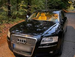 Blau Gebraucht 2006 Audi A8 Limousine | 7.499 €