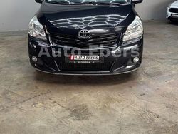 Schwarz Gebraucht 2011 Toyota Verso Edition Van / Kleinbus | 3.650 € (Fairer Preis)