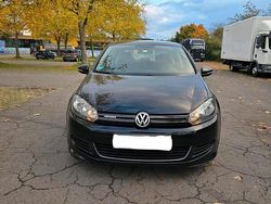 Schwarz Gebraucht 2010 VW Golf VI Limousine | 4.900 € (Fairer Preis)