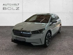 Weiss Gebraucht 2022 Skoda Enyaq iV Suite SUV | 37.490 € (Fairer Preis)