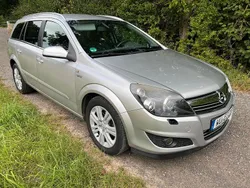 Silber Gebraucht 2008 Opel Astra Limousine | 2.600 € (Fairer Preis)
