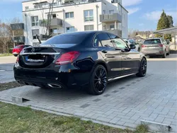 Schwarz Gebraucht 2015 Mercedes C180 AMG line Limousine | 18.500 € (Etwas zu teuer)
