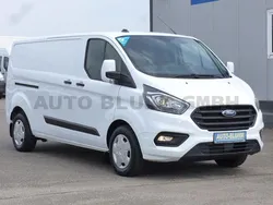 Weiß Gebraucht 2023 Ford Transit Van / Kleinbus | 23.990 € (Guter Preis)