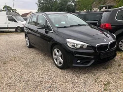 Schwarz Gebraucht 2015 BMW 218 Gran Tourer Sport Line Van / Kleinbus | 14.400 € (Teuer)