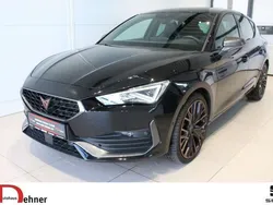 Mitternachtsschwarz Gebraucht 2024 Cupra Leon Limousine | 33.980 € (Fairer Preis)
