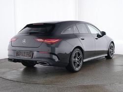 Metalliclack kosmosschwarz Gebraucht 2024 Mercedes CLA250 Shooting Brake AMG Kombi | 37.350 € (Fairer Preis)