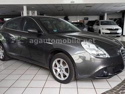 Grau Gebraucht 2013 Alfa Romeo Giulietta Turismo Kleinwagen | 7.799 € (Guter Preis)