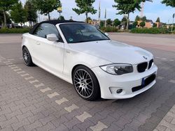 Weiß Gebraucht 2012 BMW 118 Cabriolet Sport Line Cabrio | 9.750 € (Fairer Preis)