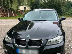 Schwarz Gebraucht 2011 BMW 318 Kombi | 4.900 € (Fairer Preis)