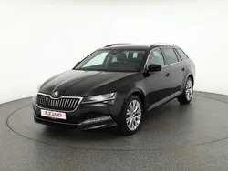 Schwarz Gebraucht 2022 Skoda Superb Style Limousine | 29.450 € (Etwas zu teuer)