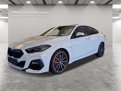 Weiß Gebraucht 2024 BMW 220 Comfort Edition Coupé | 36.611 € (Fairer Preis)