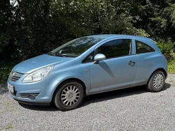 Blau Gebraucht 2009 Opel Corsa Limousine | 1.990 € (Guter Preis)