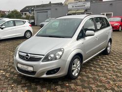 Silber Gebraucht 2011 Opel Zafira Design Edition Van / Kleinbus | 5.790 € (Fairer Preis)