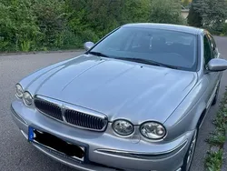 Silber Gebraucht 2001 Jaguar X-type Limousine | 2.300 € (Teuer)