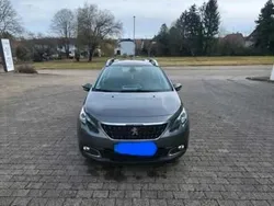 Grau Gebraucht 2019 Peugeot 2008 Allure SUV | 10.500 € (Superpreis)