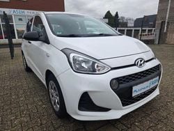 Weiß Gebraucht 2017 Hyundai i10 Select Kleinwagen | 7.390 € (Fairer Preis)