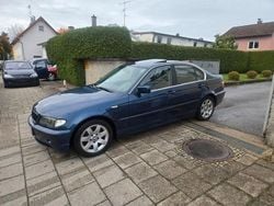 Blau Gebraucht 2003 BMW 320 Sport Line Limousine | 1.999 € (Superpreis)