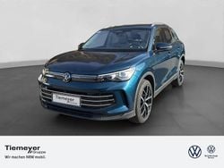 Blau Gebraucht 2025 VW Tiguan Elegance SUV | 46.440 € (Guter Preis)
