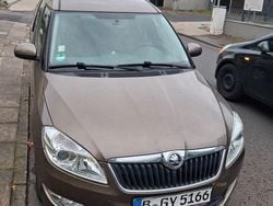 Beige Gebraucht 2015 Skoda Roomster Active Kombi | 5.500 € (Fairer Preis)