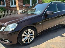 Braun Gebraucht 2010 Mercedes 350 Kombi | 8.888 € (Teuer)