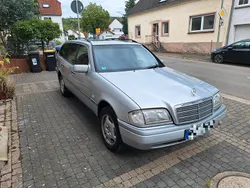 Silber Gebraucht 1997 Mercedes C180 Kombi | 1.950 € (Fairer Preis)
